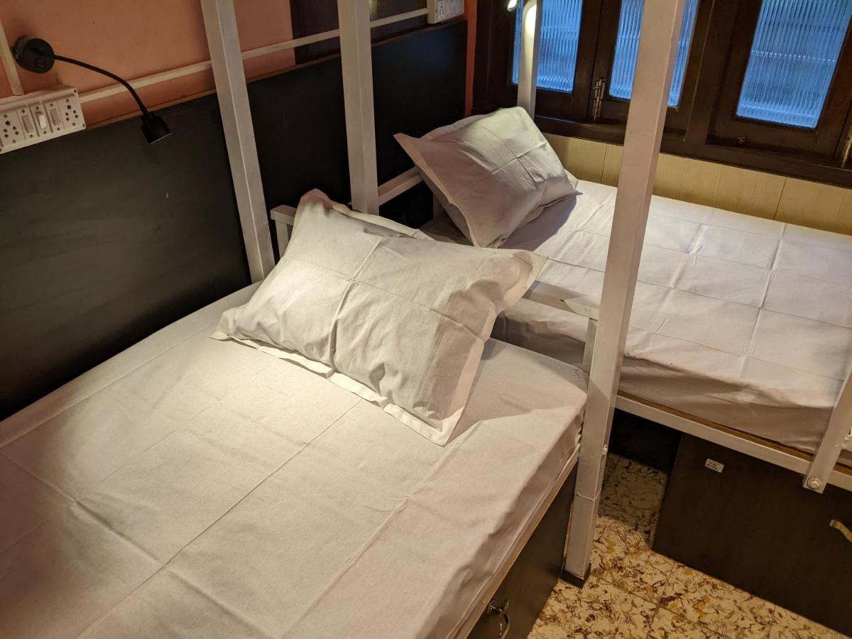 Guten Tag Hostel Kolkata